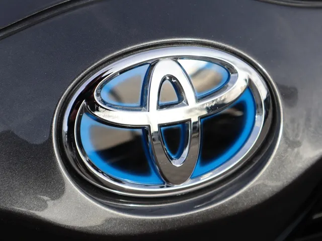Toyota Yaris 1.5 Hybrid Dynamic Limited | Stoelverwarming | Parkeersensoren