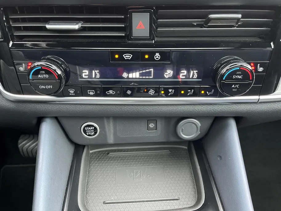 Nissan QASHQAI 1.3 MHEV Xtronic Tekna | Panoramadak | 360 camera | Carplay | Stoel- en stuurverwarming