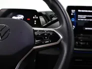 Volkswagen ID.4 Pro Business Advantage 77 kWh 204pk · SOH 95,8% · Inklap. Trekhaak · Warmtepomp · Stuur- & Stoelverwarming · 20'Velgen · ACC · Apple/Android Car Play ·