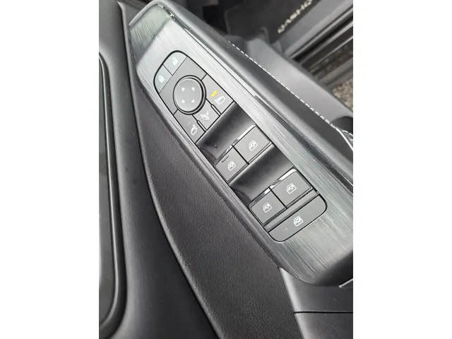 Nissan QASHQAI 1.3 MHEV Xtronic N-Connecta NAVI | PANO DAK | NL-auto | rijklaarprijs !!