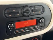 Renault Twingo 75PK SCe Collection | 1e eigenaar | Airco | Bluetooth | Elektrische Ramen & Spiegels | USB | Centrale Deurvergrendeling | LED Dagrijverlichting | Licht Sensor |