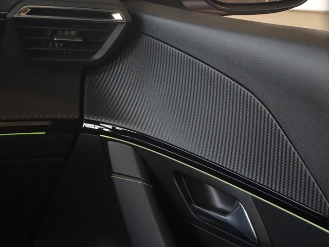 Peugeot e-208 EV GT 50 kWh