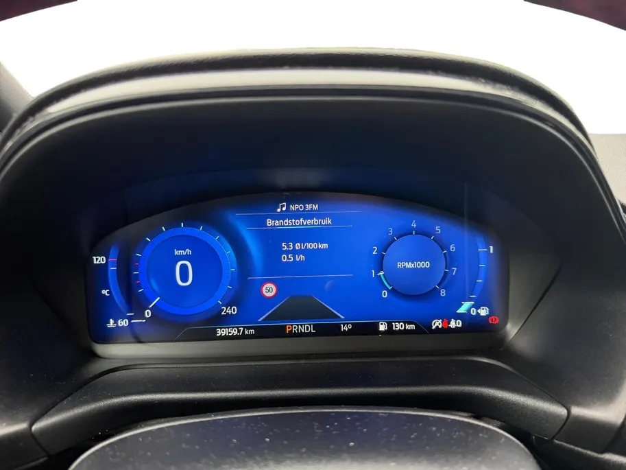 Ford Puma 1.0 EcoBoost Hybrid ST-Line | TREKHAAK | STOEL, STUUR EN VOORRUITVERWARMING | ACHTERUITRIJCMAREA | NAV |