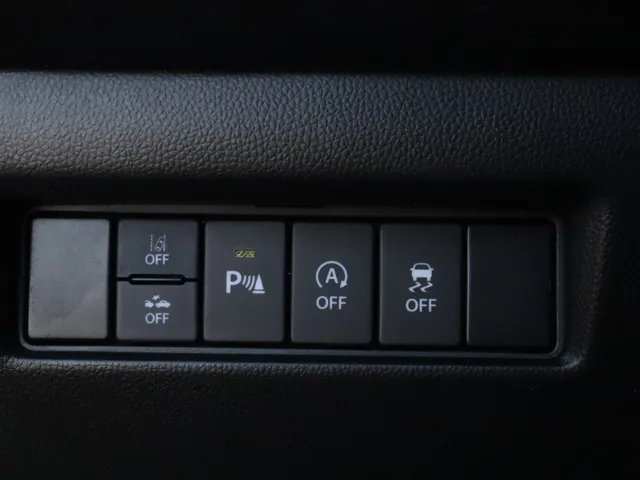 Suzuki Swift 1.2 Style Hybrid Adaptive Cruise | Carplay | Keyless