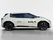 Kia EV4 GT-PlusLine 81.4 kWh | Climate Control | 360 Graden Camera | Memory Stoelen | Stoelverwarming | Stuurverwarming | Stoelventilatie | Open Dak | Navigatie | Elektrische Achterklep | DEMO |