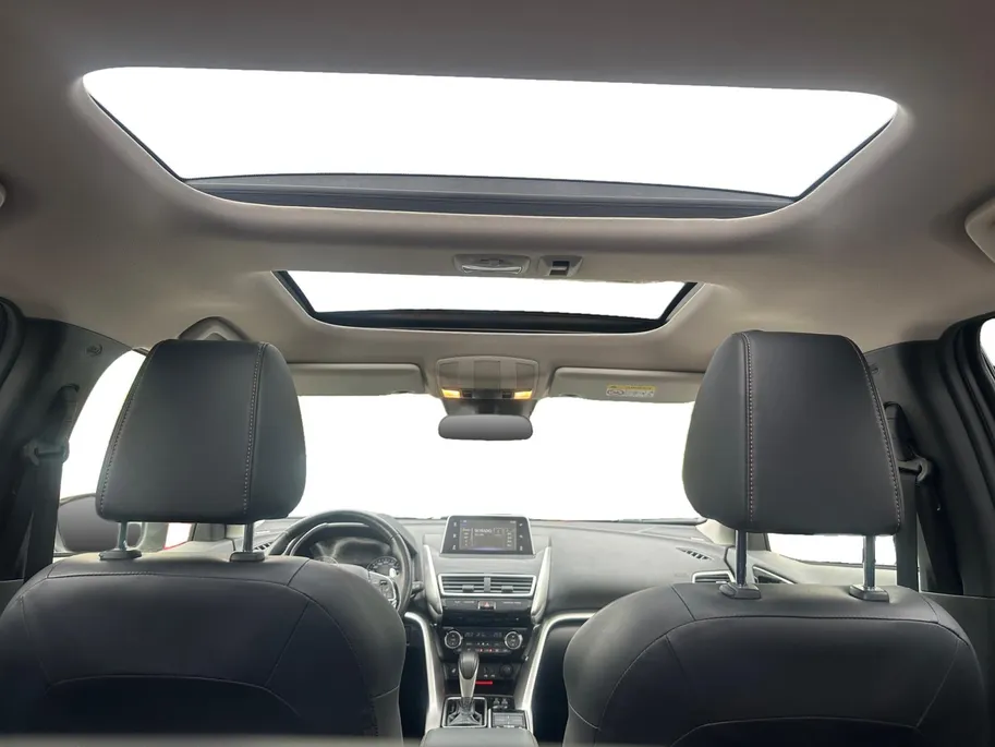 Mitsubishi Eclipse Cross 1.5 DI-T Instyle | Trekhaak | Stoelverw. vóór & achter | Voorruitverw. | Cruise Control |