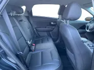 Kia Niro 1.6 GDi PHEV DynamicPlusLine | Climate control | Leder | Stoel,- en stuurverwarming | Keyless | Navigatie | Dodehoek detectie | 16 inch LM-velgen | Parkeercamera |