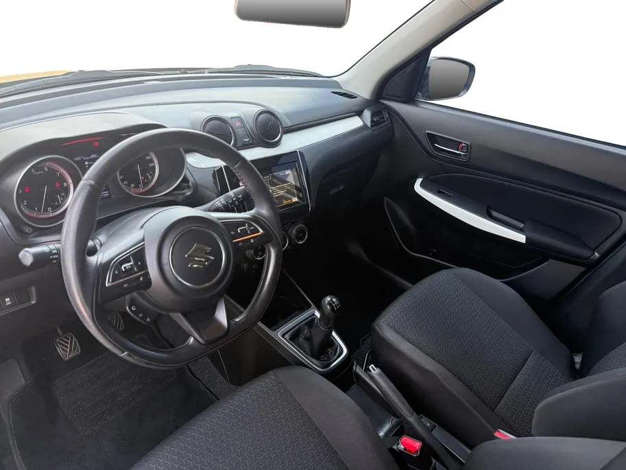 Suzuki Swift 1.2 Stijl Smart Hybrid | LM velgen zwart | Two-tone lak | Bluetooth | Cruise control