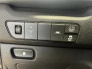 Kia Niro 1.6 GDi Hybrid Edition | Trekhaak Vaste Kogel+ 13-Polige stekker | Schuifkanteldak | Apple Carplay / Android Auto | Navigatiesysteem | Licht + Regensensor | Parkeersensoren + Camera Achter | 16' Lichtmetalen Velgen | Cruise Control Adaptief | Rijstrooksen