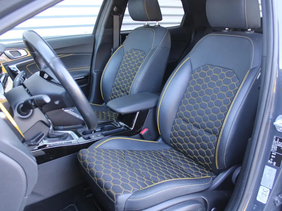Kia XCeed 1.4 T-GDi DCT7 DynamicPlusLine | Trekhaak | Design Pack | Schuifdak | Camera | 18' LM | Navi | LED | Adap. Cruise | Clima | Automaat |