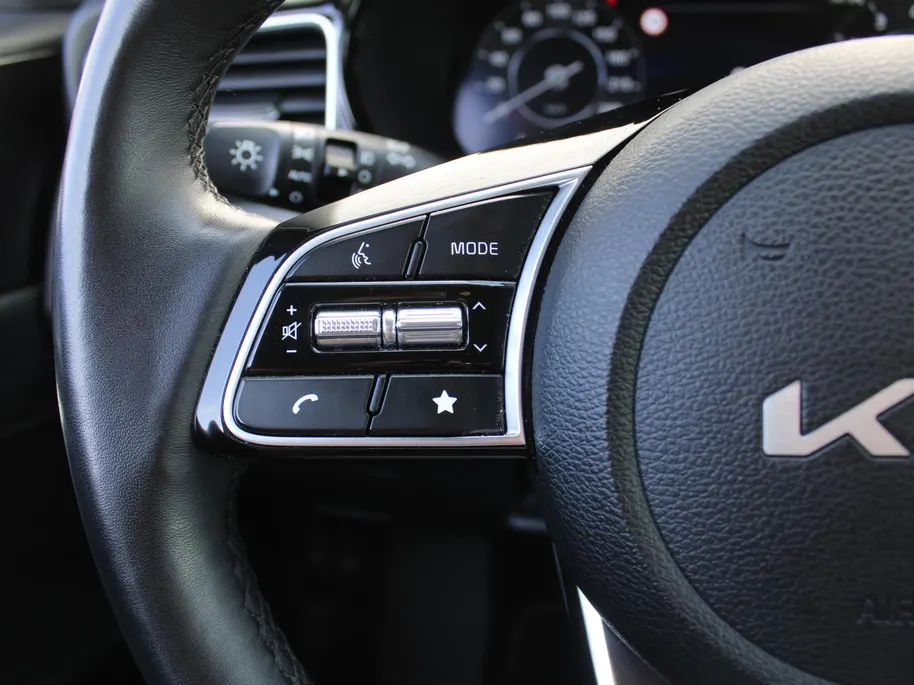 Kia Ceed 1.0 T-GDi DynamicPlusLine | Stuur-/stoelverwarming | Camera | Draadloos laden | LED | Dodehoek detectie | 16' LM |