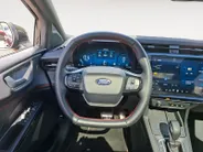 Ford Puma ST-Line | Stoel- stuur en voorruitverwarming | Trekhaak | Kantel / schuifdak | Adaptieve led koplampen | All weather banden