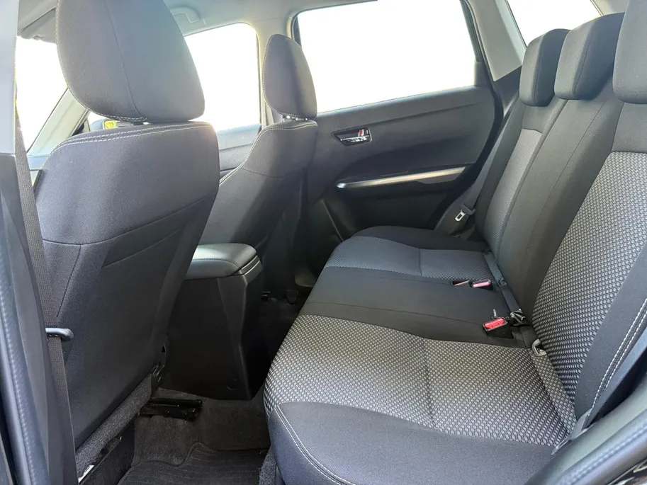 Suzuki Vitara 1.4 Boosterjet Select Smart Hybrid | CAMERA | APPLE CARPLAY / ANDROID AUTO | GARANTIE 2034! |