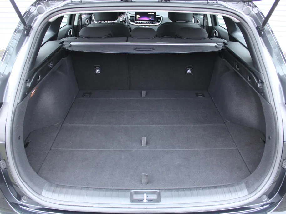 Kia Ceed Sportswagon 1.5 T-GDi DynamicLine | BTW Auto | Navi | Clima | Cruise | 16' LM | Camera | LED |