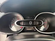 Renault Clio Estate 0.9 TCe Limited | Camera | Parkeersensoren | Bluetooth | Navigatie | All Season Banden | Dealer Onderhouden | 12 Maanden BOVAG Garantie