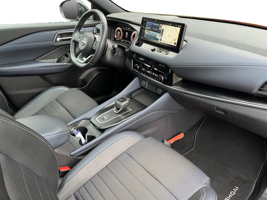 Nissan QASHQAI 1.3 MHEV Xtronic Tekna | Panoramadak | 360 camera | Carplay | Stoel- en stuurverwarming