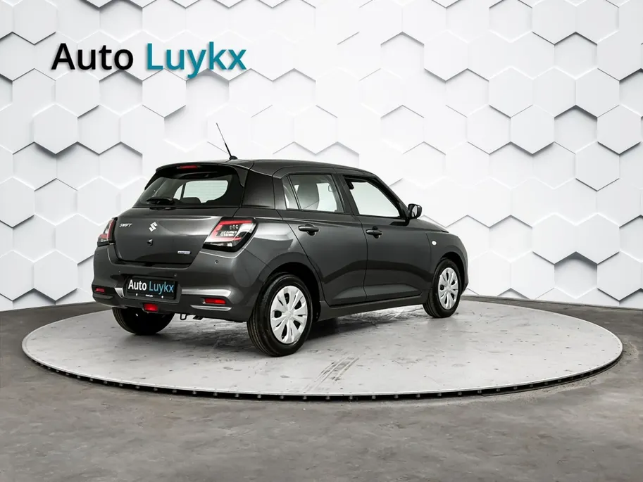 Suzuki Swift 1.2 Comfort Smart Hybrid | €2.200,- + €500,- voorraadkorting!