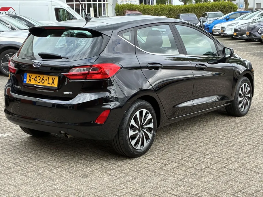Ford Fiesta 1.0 EcoBoost Hybrid Titanium WINTERPAKKET.