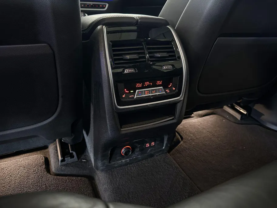 BMW X7 xDrive40i