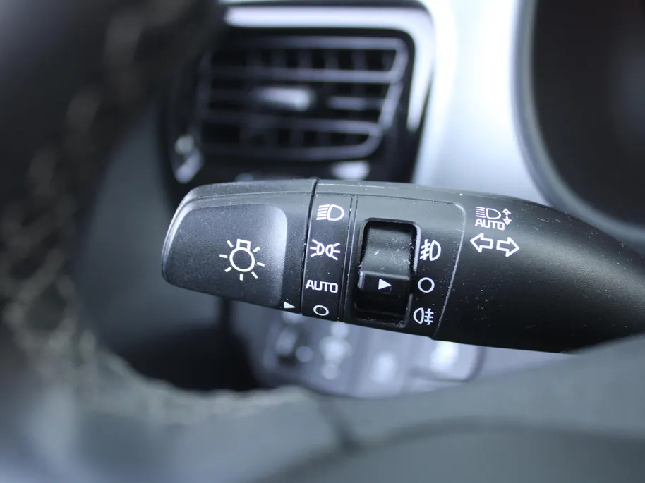 Kia Stonic 1.0 T-GDi MHEV DynamicLine | Navi | Clima | Cruise | All season banden | 15' LM | Camera | LED |