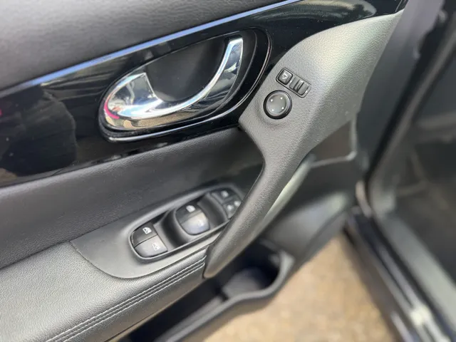 Nissan QASHQAI 1.3 DIG-T N-Connecta Trekhaak 13p max 1.300kg