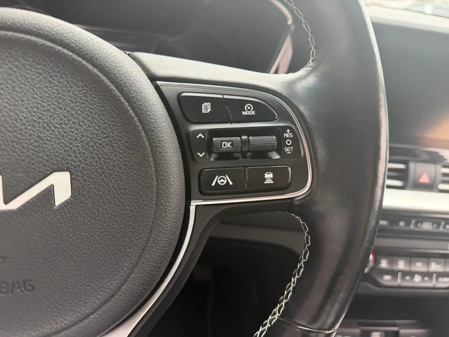 Kia e-Niro DynamicPlusLine 64 kWh | 100% SOH | Navigatie | Apple Carplay/Android Auto | Adaptieve Cruise Control | Stoel/Stuurverwarming | Lichtmetalen Velgen |