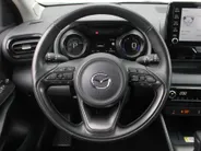 Mazda 2 Hybrid 1.5 Select | 16" LM | Stoel- & stuurverwarming | HUD | Camera | Dodehoek sensor | Clima | Apple Carplay/Android Auto |