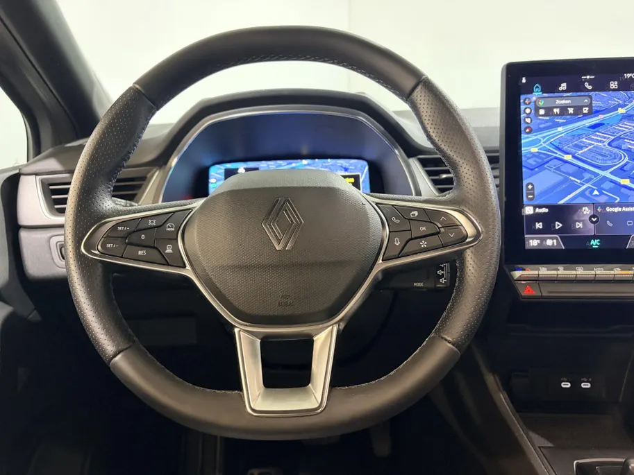 Renault Captur 160PK E-Tech Full Hybrid Techno Automaat | Camera | Parkeersensoren | Adaptive Cruise Control | Climate Control | Apple CarPlay/Android Auto | Full LED | Licht & Regen Sensor | Lichtmetalen Velgen |