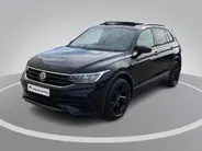Volkswagen Tiguan 1.5TSI/150PK R-Line Black Style DSG · Panoramadak · Apple/Android Car Play · Stoel- & stuurverwarming · Camera ·