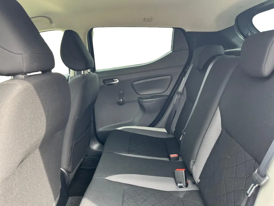 Nissan Micra 0.9 IG-T N-Connecta | Achteruitrijcamera | Navigatie | Parkeercamera | Climate Control | Cruise Control