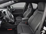 Audi Q4 Sportback e-tron 45 quattro 82 kWh / 285pk S Edition · SONOS · Trekhaak  · Camera  · Elektrische stoelverstelling · Stoelverwarming · Apple/Android Car Play · 20'' ·