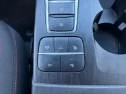 Ford Kuga 2.5 PHEV ST-Line 225PK | Head Up Display | Adaptieve Cruise Control | Winter Pack | LED | BLIS | Camera voor en achter | Navigatie | Privacy Glass