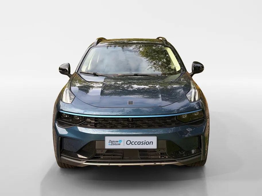 Lynk & Co 01 1.5 Apple Carplay/Android Auto , stoelverwarming , panoramadak , navigatiesysteem full map , camera 360 , elektrisch verstelb. bestuurdersstoel met geheugen , elektrisch bedienbare achterklep ,                                               lichtmetalen ve