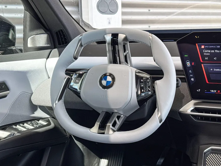 BMW iX3 40 eDrive 83 kWh