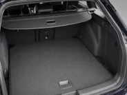 Volkswagen Golf Variant 1.5eTSI/130PK R-Line · Navigatie · Apple/Android Car Play · Camera + Parkeersensoren · Stoelverwarming ·  Garantie t/m 12-01-2028 of 100.000km