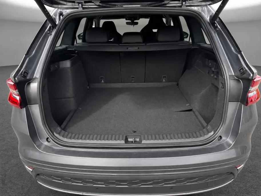 Škoda Kodiaq Sportline Business 1.5 TSI PHEV 150 kW / 204 PK SU V | Metallic Lak | Trekhaak wegklapbaar | 19'' Lichtmetalen Velgen | 2000,- inruilpremie!!