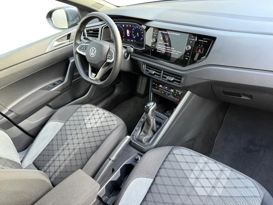Volkswagen Taigo R-Line | Camera | Keyless | Apple Carplay / Android Auto |