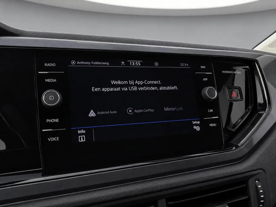 Volkswagen Polo 1.0 TSI 95pk DSG Style · Camera · Apple/Android Car Play · Stoelverwarming · Navigatie · Trekhaak · 16'' Inch ·