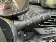 Dacia Sandero 90PK TCe Journey | Camera | Dode Hoek Detectie | Climate Control | Parkeersensoren | Apple CarPlay/Android Auto | Cruise Control | Full LED | 12 Maanden BOVAG Garantie
