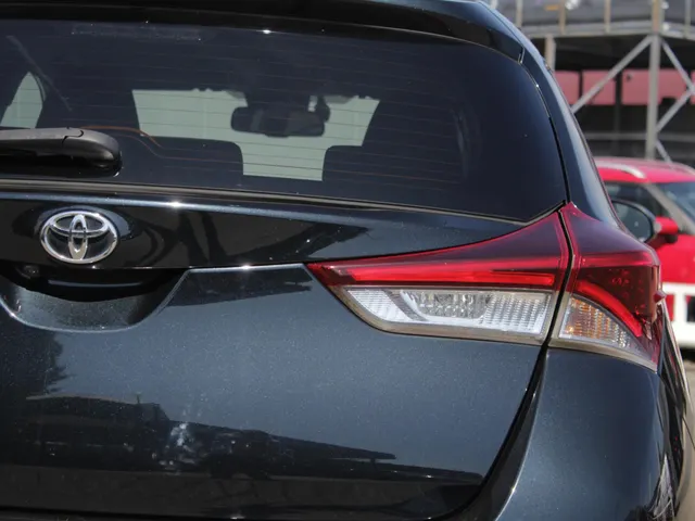 Toyota Auris 1.2T Dynamic | Navi | Cruise | Clima | Trekhaak