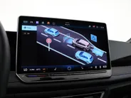 Volkswagen Tiguan 1.5 eHybrid 272pk DSG R-Line Edition · Panoramadak · 360 Camera · Harman Kardon Audio · Inklap. Trekhaak · Matrix LED · Head-Up Display · Keyless · Garantie t/m 19-11-2030 of 100.000km