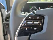 Kia Niro EV ExecutiveLine 64.8 kWh | Automaat | 100% Elektrisch | Schuifdak | Leder | Navigatie | Camera | Harman Kardon | Cruise control adaptief  | Stoel en stuur verwarming en verkoeling | SOH 97,6%