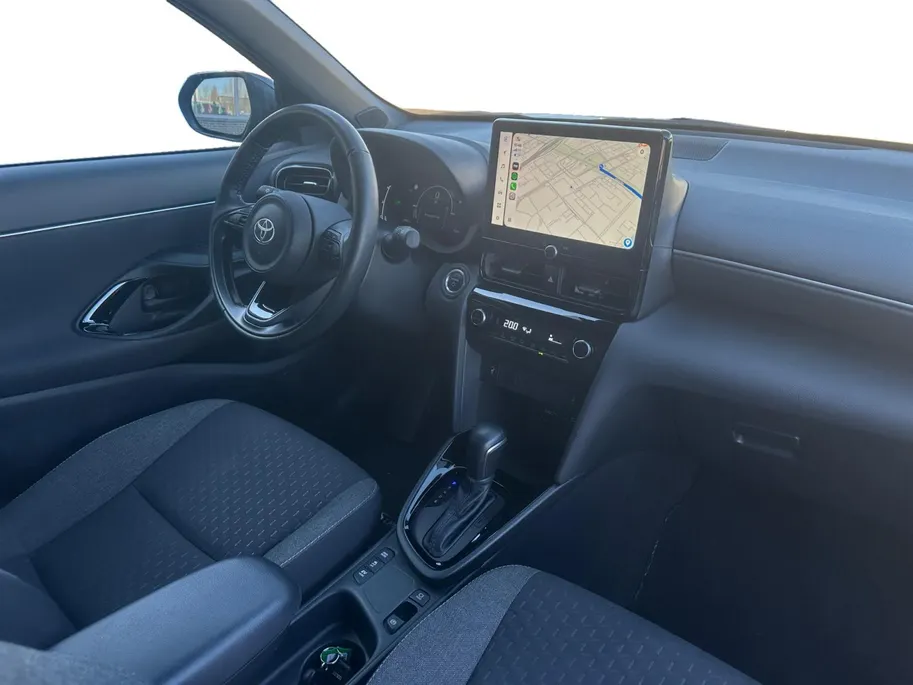 Toyota Yaris Cross 1.5 Hybrid 115 First Edition | CAMERA | CARPLAY | STOEL - STUUR - VOORRUITVERWARMING |