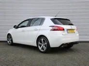 Peugeot 308 1.2 PureTech Allure | Panoramadak | 17” LM | Parkeersensor v+a | Navi | Cruise | Clima | Apple CarPlay/Android Auto |