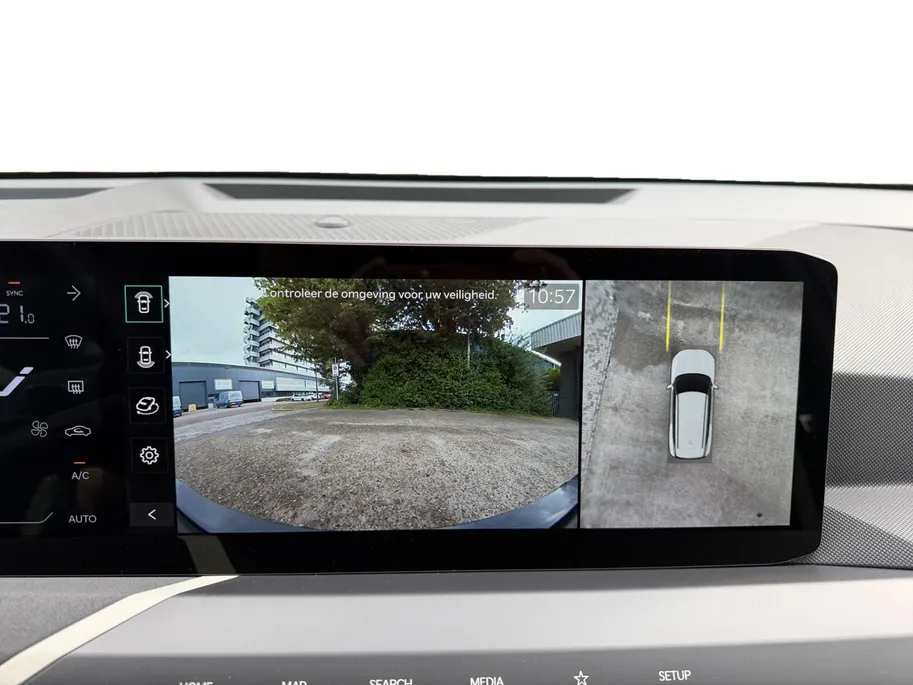 Kia EV5 GT-PlusLine 81.4 kWh Auto is verkocht | Warmtepomp | Massagefunctie | Harman/Kardon audio-installatie | Dodehoekcamera | 360 camera | Glazen schuif-/kanteldak | Memory seats | Elektrisch bedienbare achterklep
