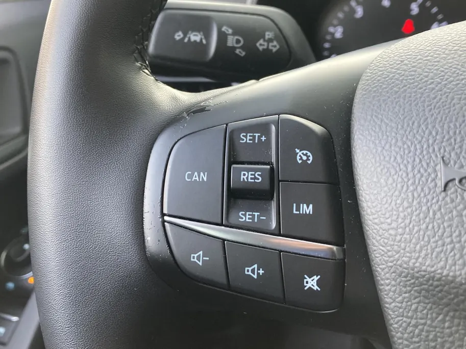 Ford Focus 1.0 EcoBoost 100 pk Connected Navigatie - Apple Carplay/ Android Auto- Stoelhoogte verstelling passagier   - NIEUW MODEL