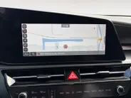 Kia Niro EV DynamicPlusLine 64.8 kWh | Glazen schuif-/kanteldak | Stoel- en stuurverwarming | Elektrisch bedienbare achterklep | Head-up display | Dodehoek assistentie | Achteruitrijcamera | Apple/Android Carplay | LED | Climate control