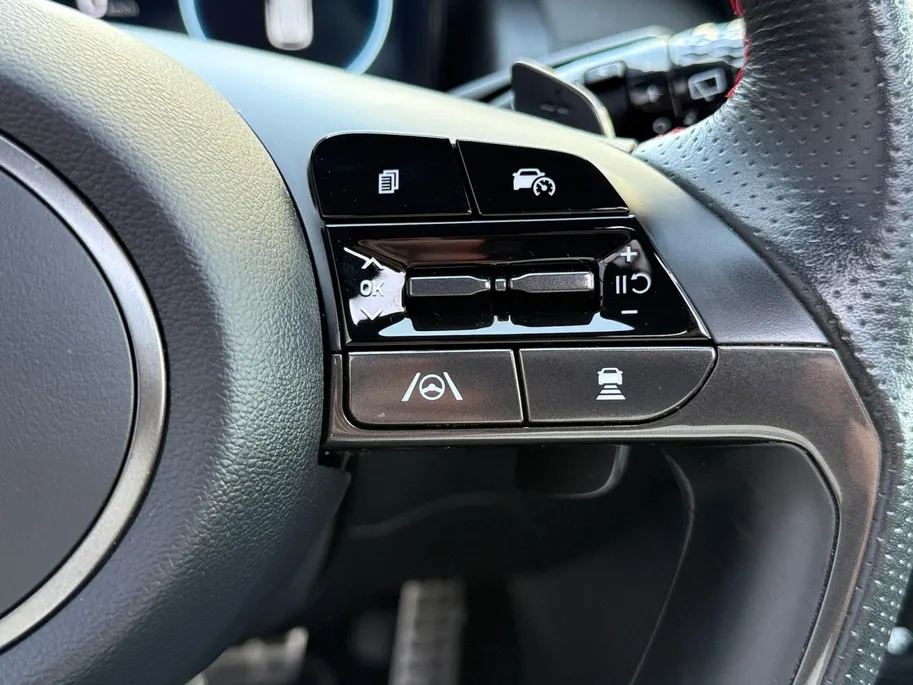 Hyundai Tucson 1.6 T-GDI PHEV N Line Sky 4WD | Pano | Trekhaak | Stoelventilatie/Verwarming | Stuurverwarming | 360 Camera | Keyless | Elektrische klep |