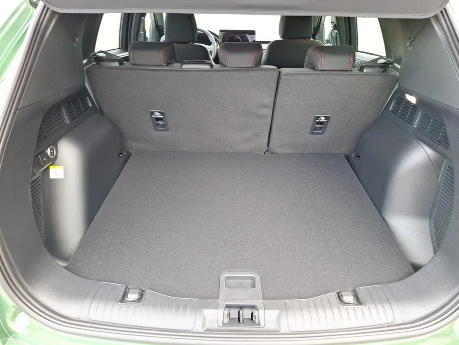 Ford Kuga 2.5 PHEV ST-Line | Winterpack | El. Trekhaak | Climate Control | 18' Lichtmetaal | Camera | Draadloze Apple Carplay&Android Auto | Led verlichting | Nieuw te bestellen |