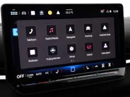 Volkswagen T-Roc Limited Edition 1.5 eTSI 116 PK 7 versn. DSG · Comfort pakket · Achteruitrijcamera · Draadloze telefoonlader · Voorraad OUTLET · Prijs is inclusief inruilpremie ·